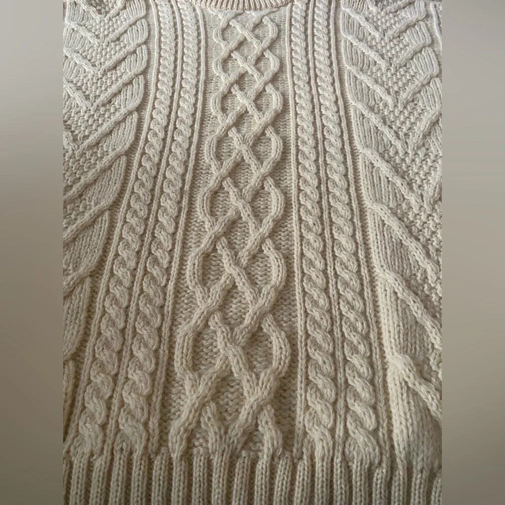 HIGHLAND HOME INDUSTRIES Scottish Wool Cable Knit Sweater  size XL fisherman